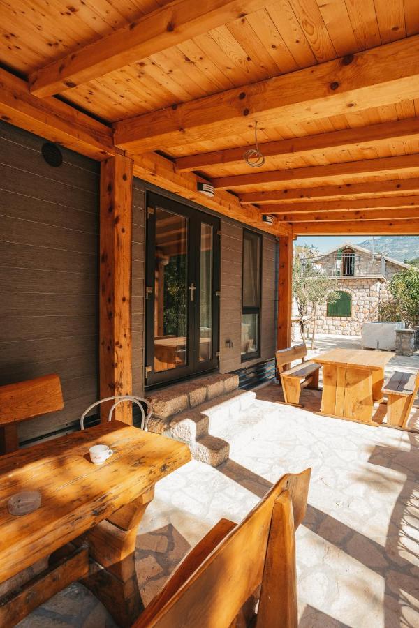 River Huts Zrmanja 오브로박 외부 사진